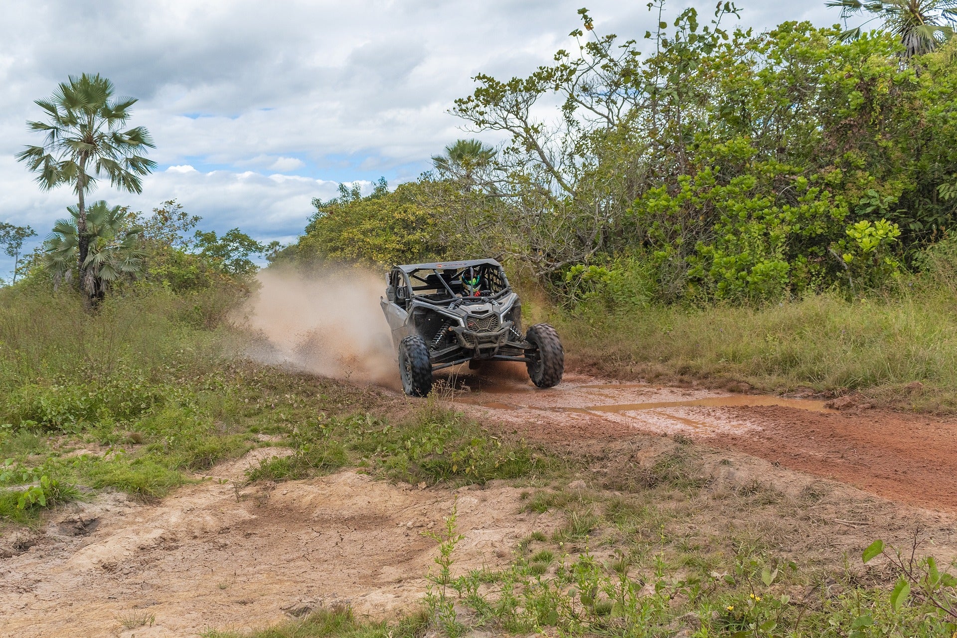 romin_jr-offroad-5427916_1920